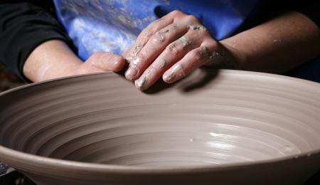 Pottery wheel throwing